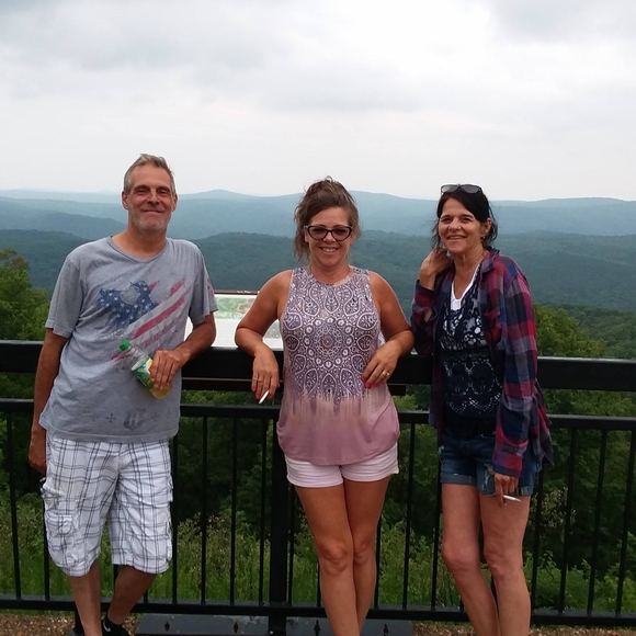 Meet your Posher, Nita - Picture 1 of 1